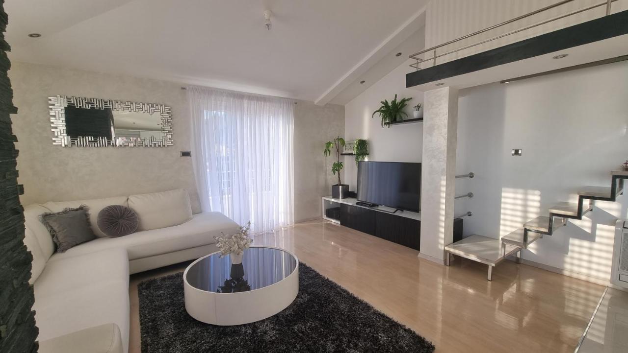 Dream Apartment ポドストラナ エクステリア 写真